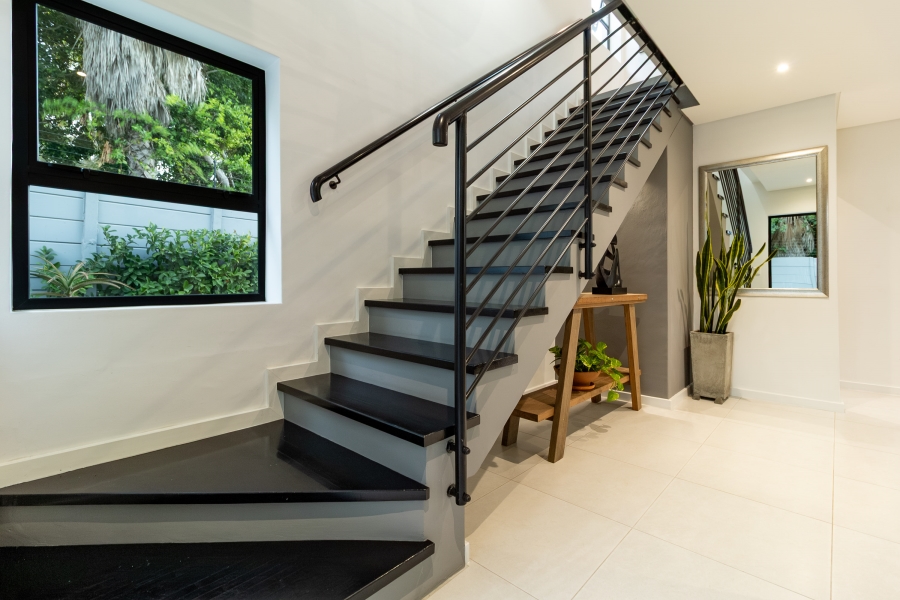 4 Bedroom Property for Sale in Tara Western Cape